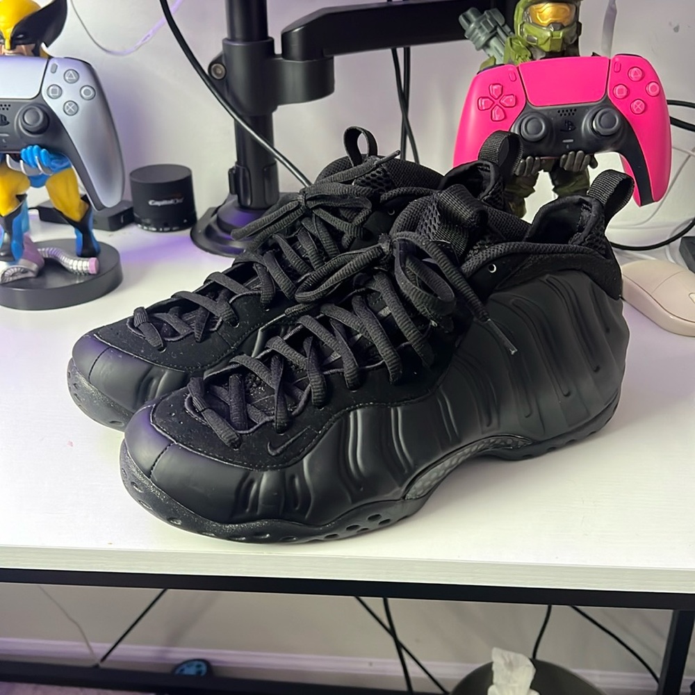 ALL BLACK FOAMPOSITE
